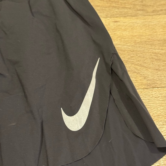 Nike Aeroswift Dri-Fit ADV 2" Running Shorts Size Small - Picture 2 of 6